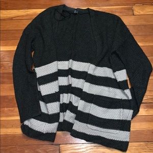 KNIT CARDIGAN